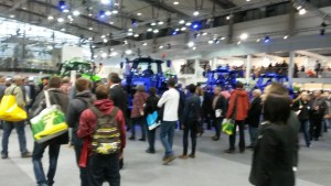 Die weltgrößte Landtechnik-Ausstellung in Hannover läuft seit dem 8.11. - noch bis Samstag sind die Messetore in Hannover geöffnet. Foto: Bachmaier