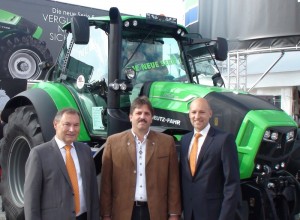 Horst PÃ¤ssler (Regionalleiter SDF), Herr Bachmaier, Alexander Leopold (Direktor Vertrieb & Marketing SDF), Foto: SDF